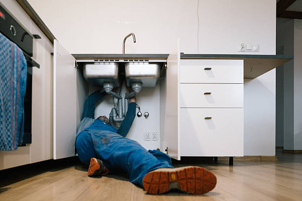 Professional Leak Detection technician working in Hartwell, GA